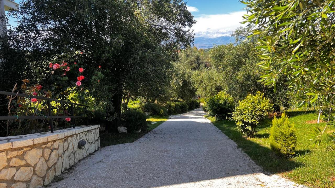 Villa Sania Kassiopi Luaran gambar